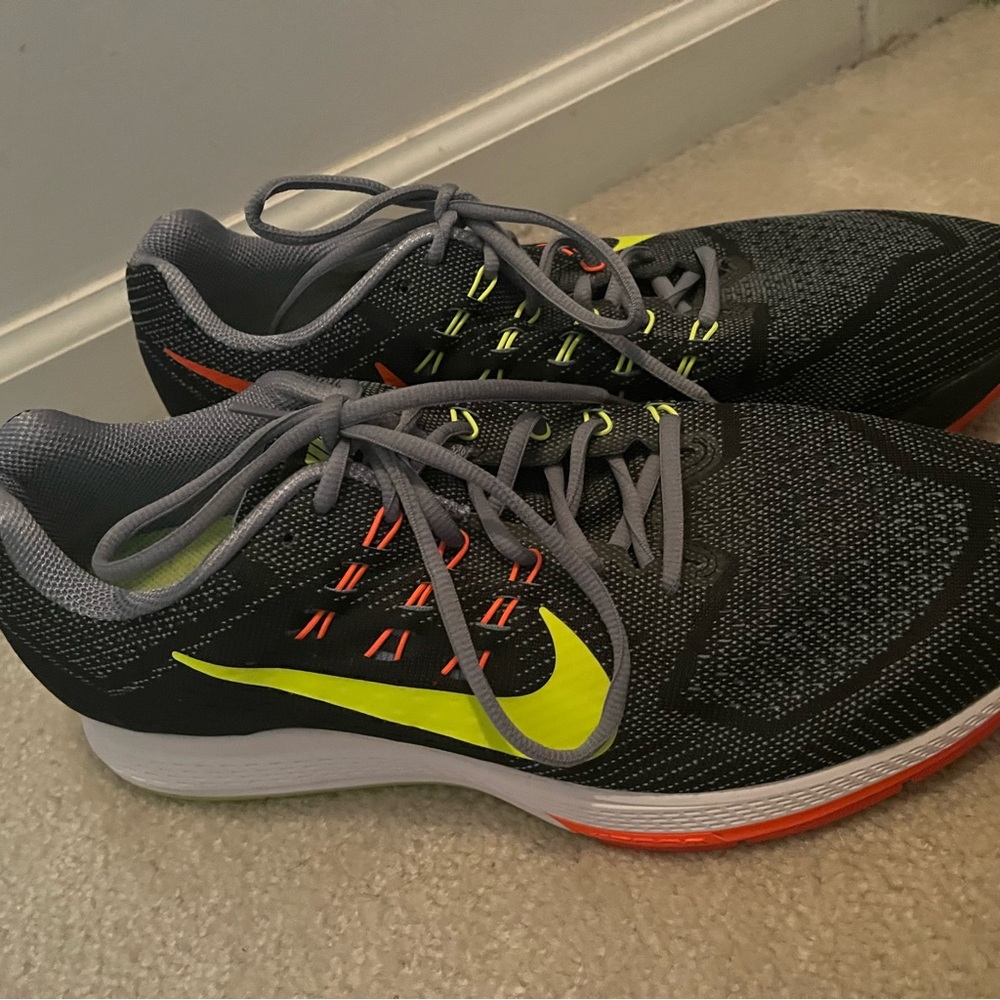 Nike Black and Neon Yellow Running Zoom Structure 18 Sneakers Men’s